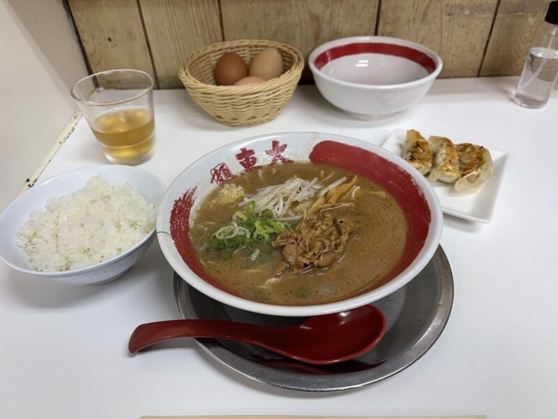 徳島市 ラーメン東大 大道本店 肉入りラーメン ライス